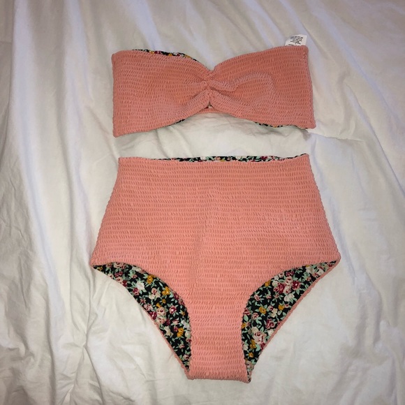 Tori Praver Textured  Pink and Floral Bikini Set - Picture 2 of 8